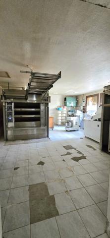 Immeuble à vendre 7 pièces CHATEAUPONSAC (87)