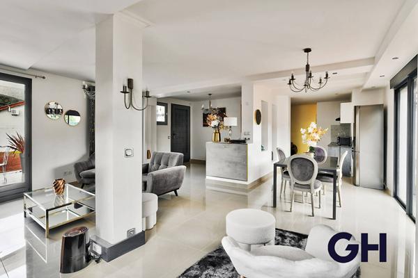 Maison 205 m² - LA BOISSE