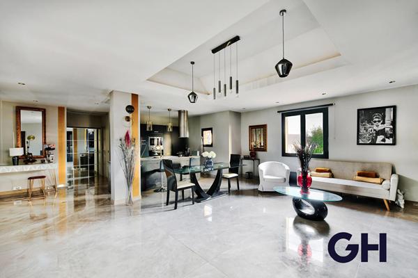 Maison 205 m² - LA BOISSE