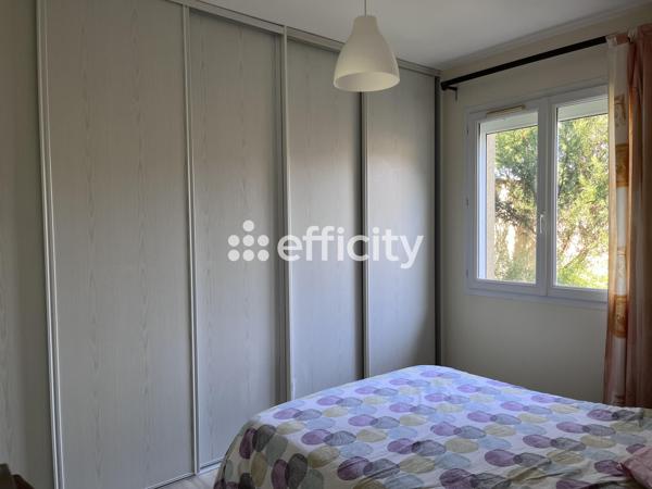 Maison
         6 pièces
        - 139 m² 296 000 € *