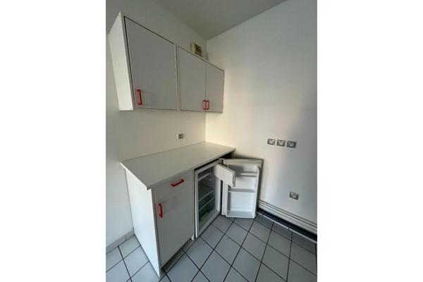 A LOUER : T1 à MARCQ EN BAROEUL • • 560 € CC • Réf. G562-1