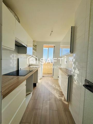 T3/4 AVEC BALCON ET VUE DÉGAGÉE / RESIDENCE SECURISÉE / PLACES DE PARKINGS EXTERIEURS LIBRE