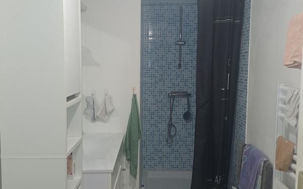 Appartement à vendre    2 pièces •  Boeil-Bezing