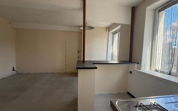 Appartement à vendre    2 pièces •  Sérézin-du-Rhône