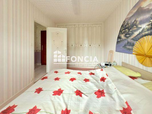 À vendre Immeuble 285 m² - 4 appartements - Chantraine 88000