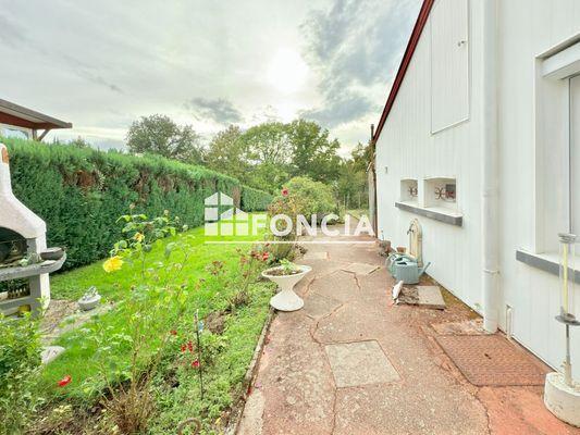 À vendre Immeuble 285 m² - 4 appartements - Chantraine 88000