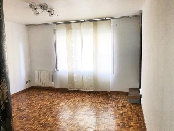 Beau T4 + exterieurs 177 000 €