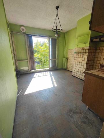 Beau T4 + exterieurs 177 000 €