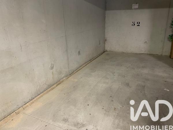 Parking à vendre 25 m² Saint-Fargeau-Ponthierry