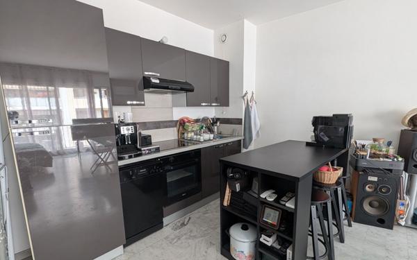 Appartement à vendre    1 pièce • 37 m2 Toulon