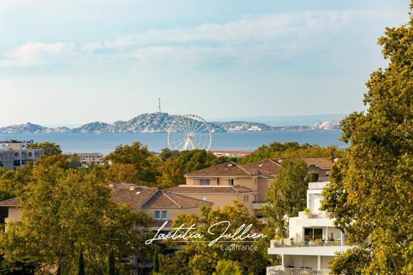 EXCLUSIVITÉ – MARSEILLE 9e – Résidence Le Lancier - T3 traversant en étage élevé avec vues panoramiques sur le parc Bortoli, la mer et les collines