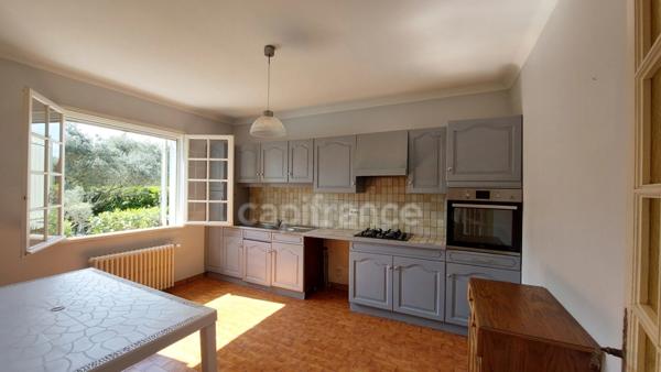 Barbentane – Maison individuelle plain-pied, 3 chambres avec jardin et garage