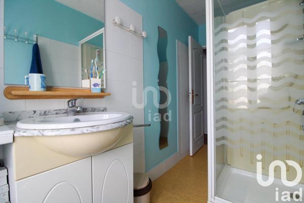 Maison 4 pièces de 145 m² à Saint-Victor-et-Melvieu (12400)