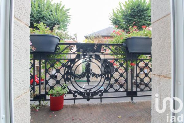 Maison 4 pièces de 145 m² à Saint-Victor-et-Melvieu (12400)