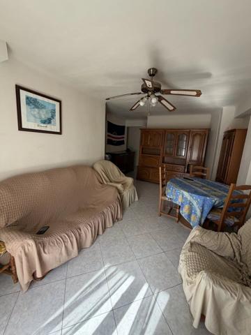 Vente                                                      Appartement
                        
                     3 pièces                                         à Nice