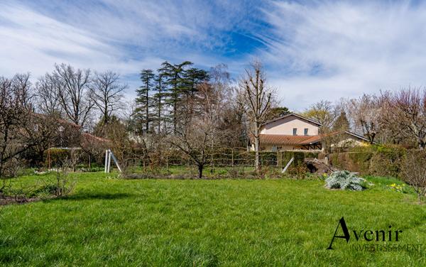 Maison de 110m2 sur un magnifique terrain arboré de 1234m2 Chemin de Fontville à  Ecully Ecully Maison de 110m2 sur un magnifique terrain arboré de 1234m2 Chemin de Fontville à  Ecully Ecully