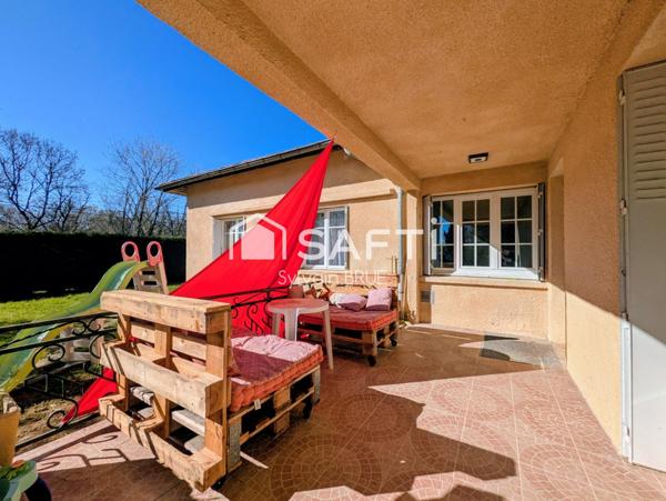 Maison avec sous-sol complet – 4 chambres – Équipements récents