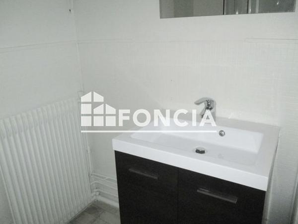 Location Appartement 3 pièces 60.21 m² - 19 RUE DES CELESTES Vienne 38200