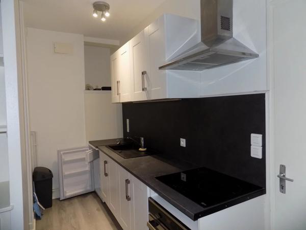 Location                                                      Studio
                        
                     1 pièces                      20 m2                     à Niort