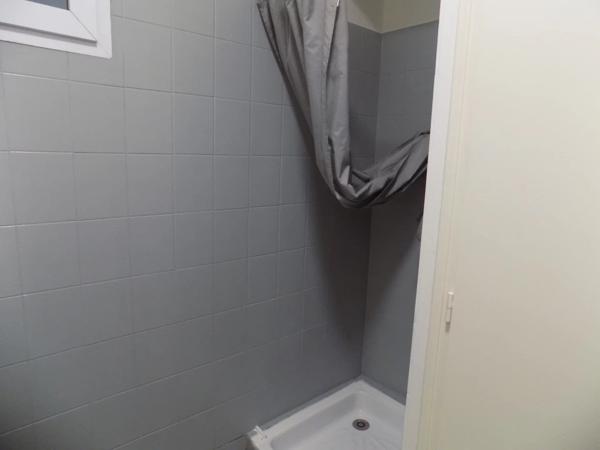 Location                                                      Studio
                        
                     1 pièces                      20 m2                     à Niort