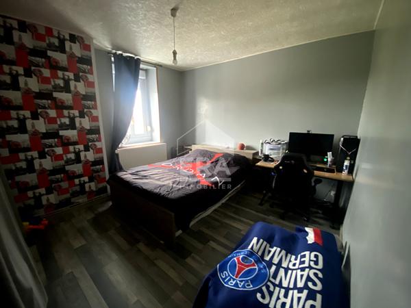 EXCLUSIVITÉ, SECTEUR LA FERE