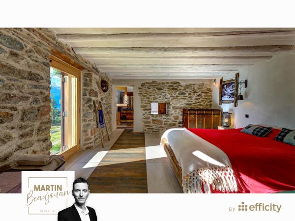 Maison
         7 pièces
        - 138 m² Bien prestige 1 150 000 € *