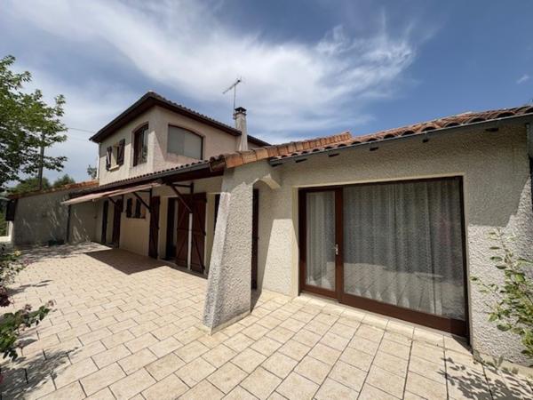 Maison 7 pièce(s) 6 chambre(s) 180 m²