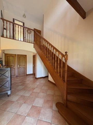 Maison 7 pièce(s) 6 chambre(s) 180 m²