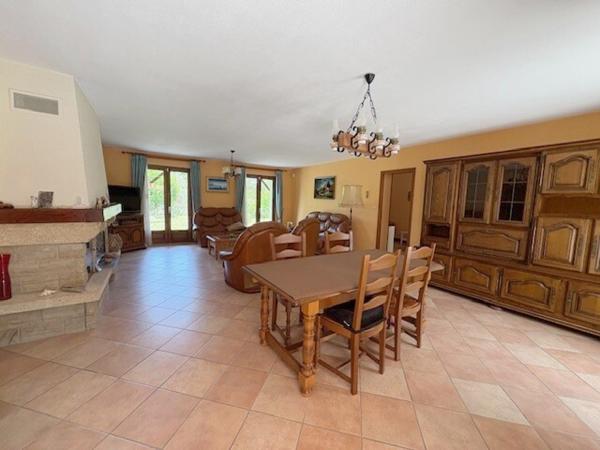 Maison 7 pièce(s) 6 chambre(s) 180 m²