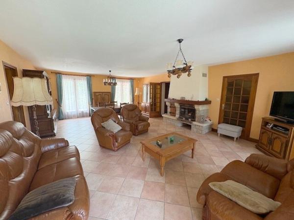 Maison 7 pièce(s) 6 chambre(s) 180 m²