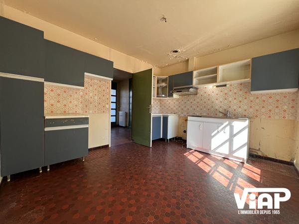 Maison de plain pied - Feytiat 5 Chambres !! 170 m2 , Feytiat Maison de plain pied - Feytiat 5 Chambres !! 170 m2 , Feytiat