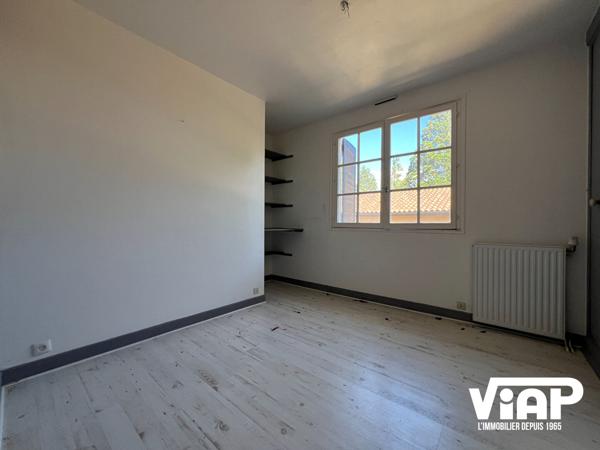 Maison de plain pied - Feytiat 5 Chambres !! 170 m2 , Feytiat Maison de plain pied - Feytiat 5 Chambres !! 170 m2 , Feytiat