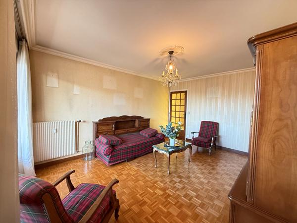 Appartement - 5 pièces - 110 m²