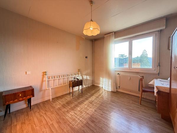 Appartement - 5 pièces - 110 m²