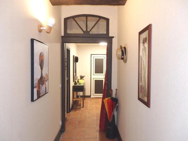 Maison de ville avec 5 chambres et garage près de Marmande
