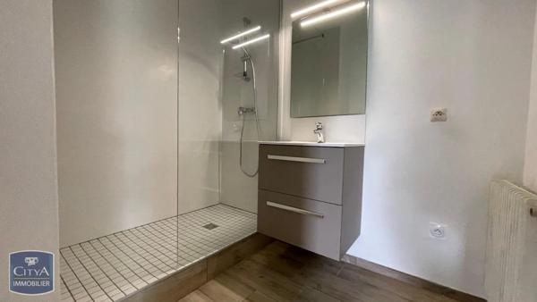 Appartement à louer 3 pièces 67.03m²