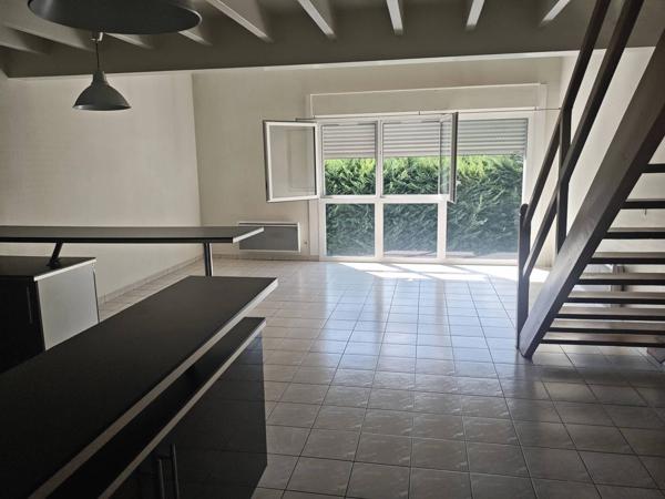 Grand appartement avec parking à Tours