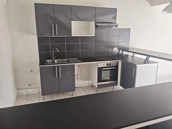 Grand appartement avec parking à Tours