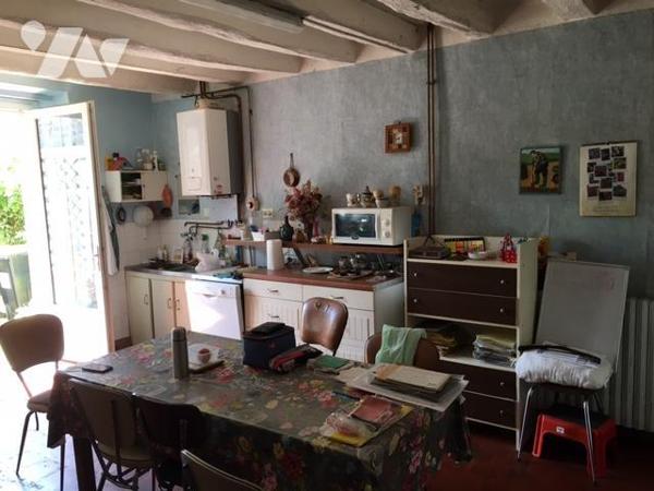 SABLE SUR SARTHE - MAISON DE BOURG A RENOVER - REF : CC2000