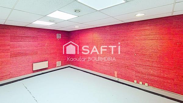 Alco: Local Commercial 76 m² + Garage – Emplacement Idéal à Proximité du Tramway