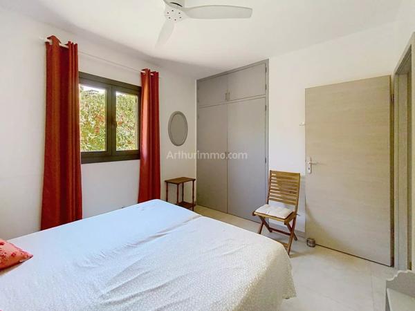 Vente                                                      Maison
                        
                     4 pièces                      90 m2                     à Calvi