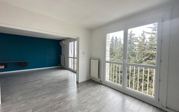 Appartement à louer    3 pièces • 77,09 m2 Nîmes