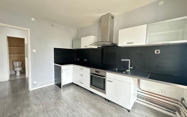 Appartement à louer    3 pièces • 77,09 m2 Nîmes