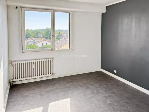 Vente                                                      Appartement
                        
                     3 pièces                      68 m2                     à Lagny-sur-Marne