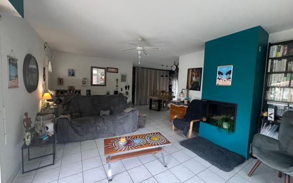 Maison à vendre    4 pièces •  Roquefort