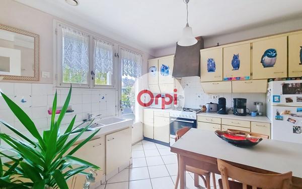 Maison à vendre    6 pièces • 132 m2 Bruz