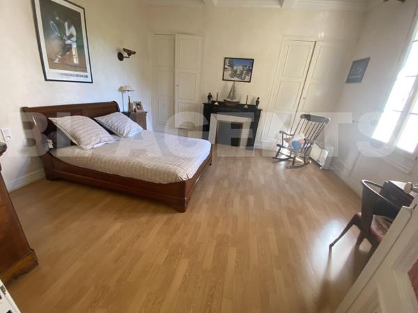 maison/villa 8 pièce(s) 273 m2