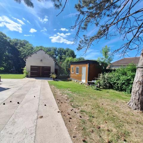 Vente                                                      Maison
                        
                     5 pièces                      150 m2                     à Faremoutiers