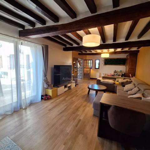Vente                                                      Maison
                        
                     5 pièces                      150 m2                     à Faremoutiers