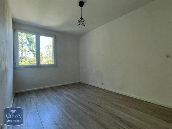 Appartement à louer 4 pièces 78.77m²